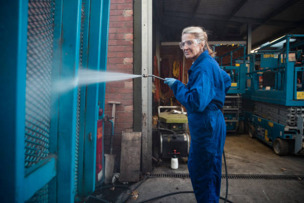Best Factory Floor Cleaning  in Forsyth, MT